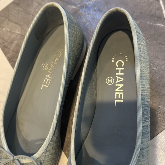 Chanel Women's blue and White Ballet Flats - Picture 6 of 7